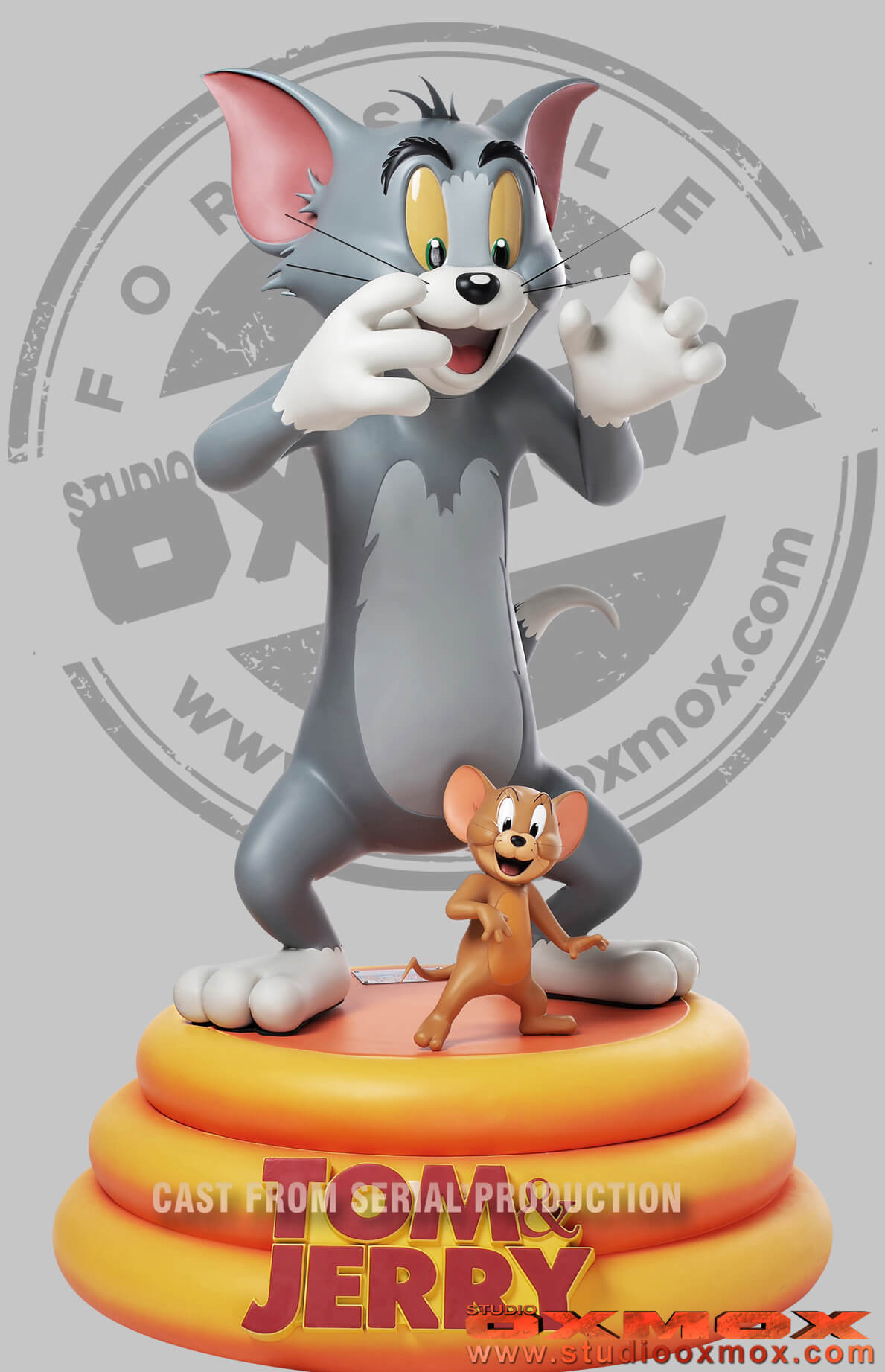 Tom and Jerry life size statues, Looney Tunes